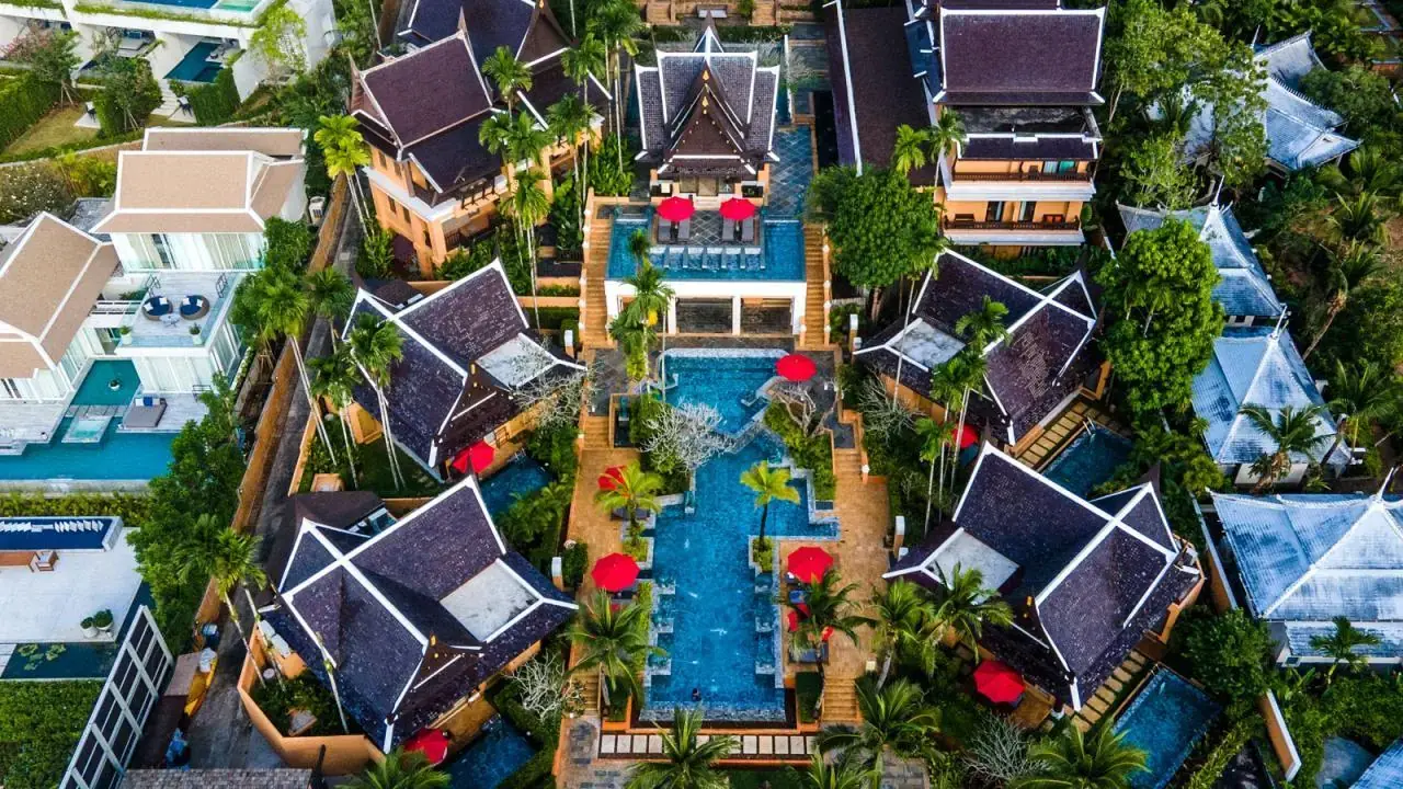 Amari Vogue Resort