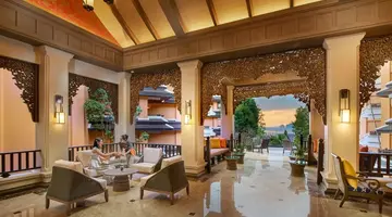 Amari Vogue Resort