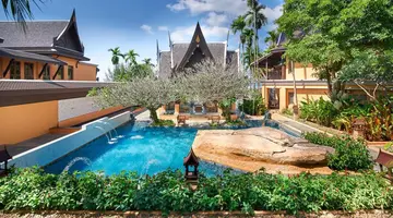 Amari Vogue Resort