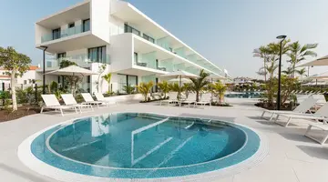 Amarilla Golf Residences