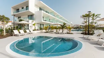 Amarilla Golf Residences