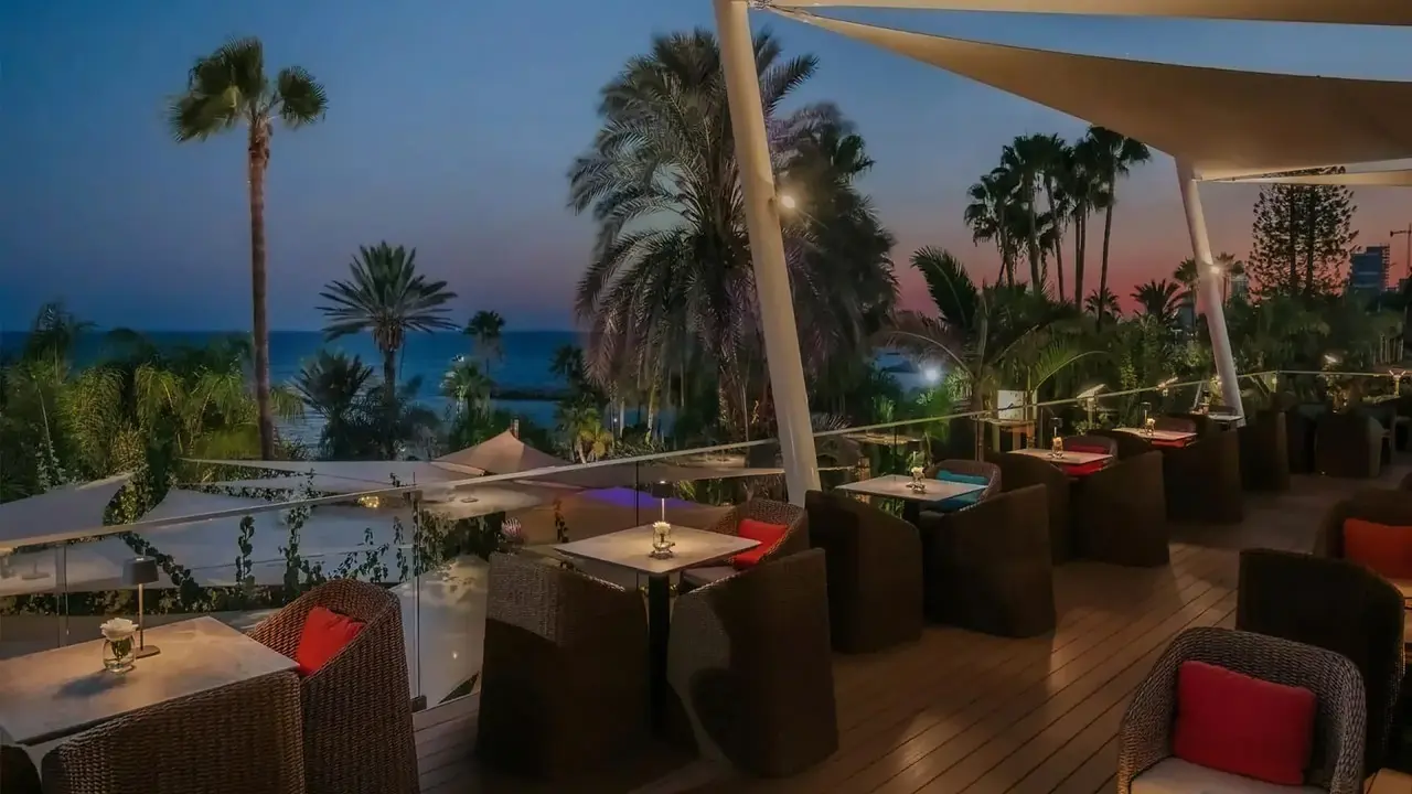 Amathus Beach Hotel