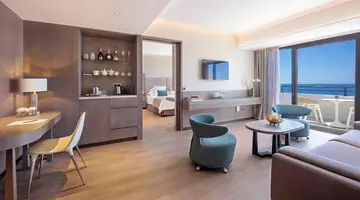 Amathus Beach Hotel