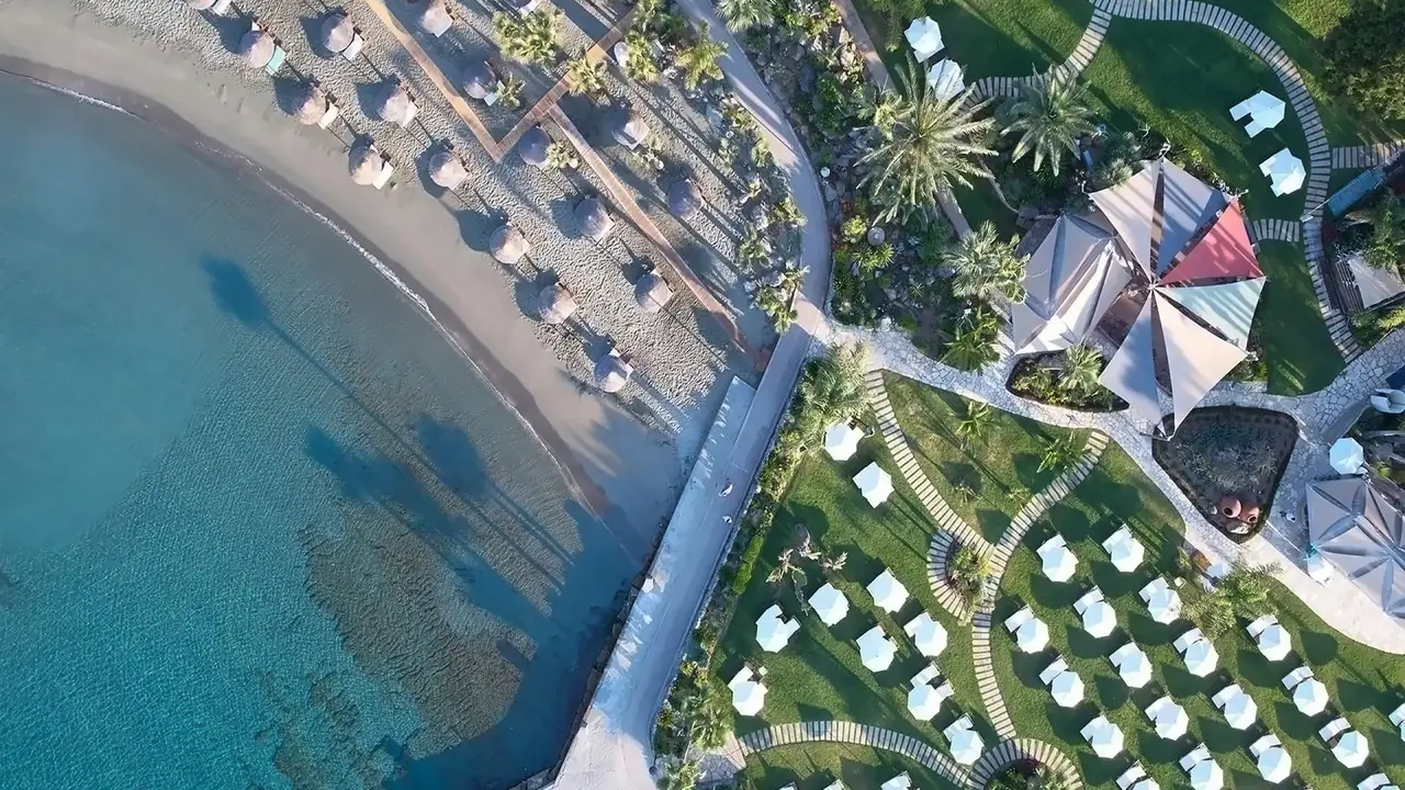 Amathus Beach Hotel