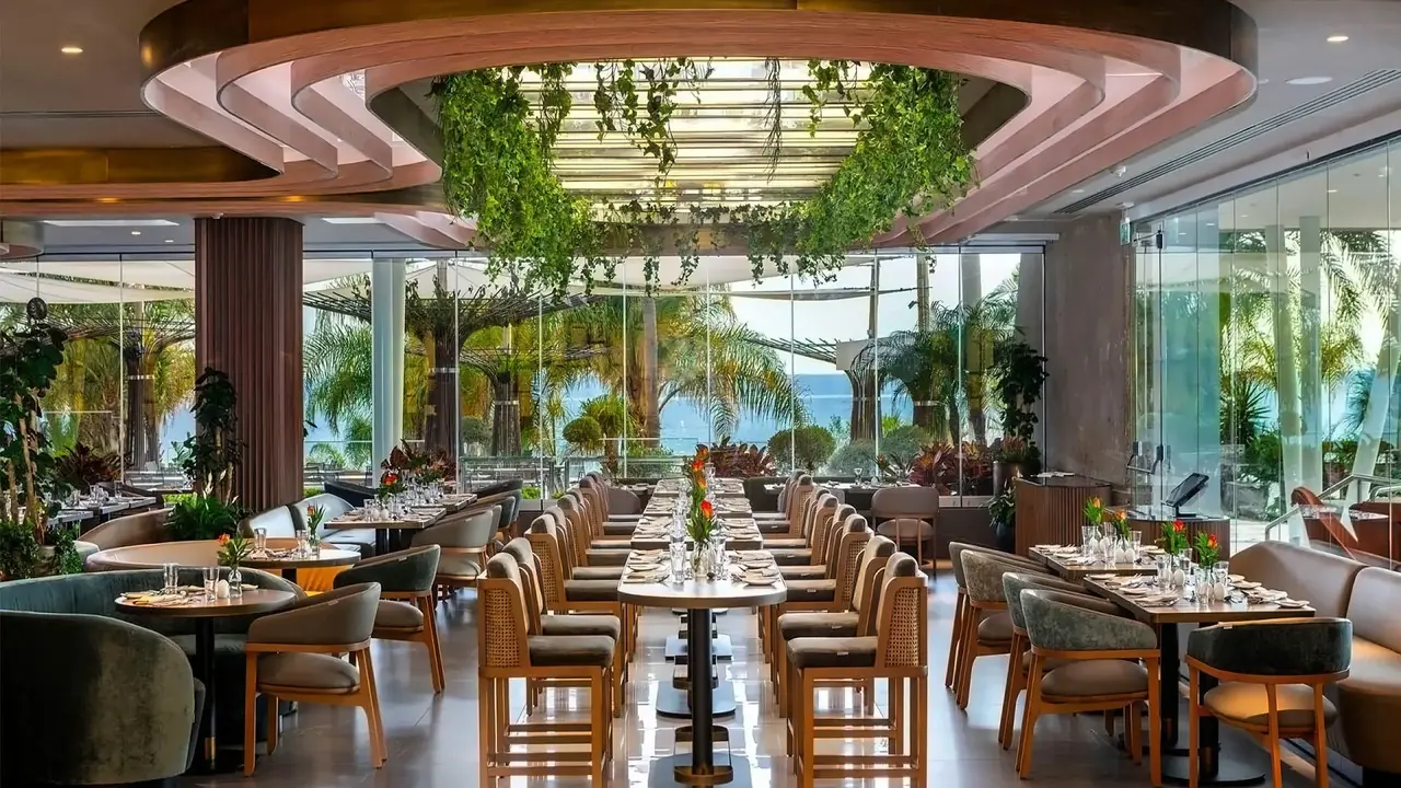 Amathus Beach Hotel
