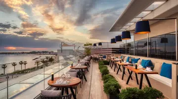 Amavi Hotel
