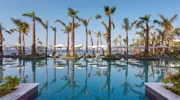Amavi Hotel