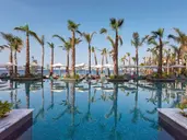 Amavi Hotel