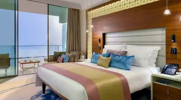 Amavi Hotel