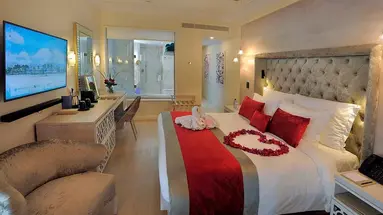 Amavi Hotel