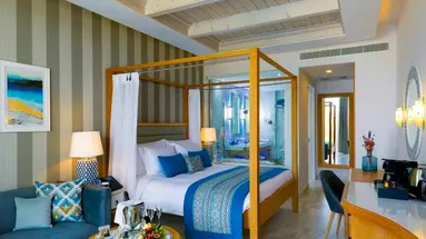 Amavi Hotel