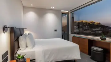 Amazon Hotel