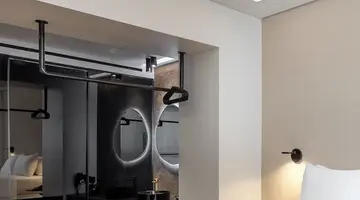 Amazon Hotel