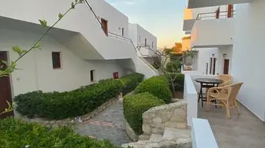 Amazones Village Suites