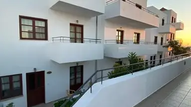 Amazones Village Suites