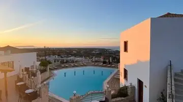 Amazones Village Suites