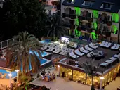 AMBASSADOR PLAZA HOTEL