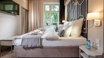 Amber Design Residence