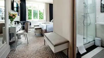 Amber Design Residence