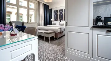 Amber Design Residence