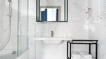 Amber Design Residence