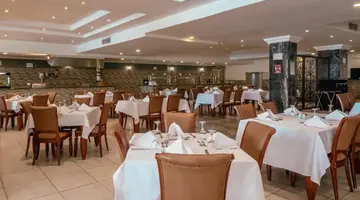 AMC Royal Hotel & Spa