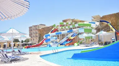 AMC Royal Hotel & SPA