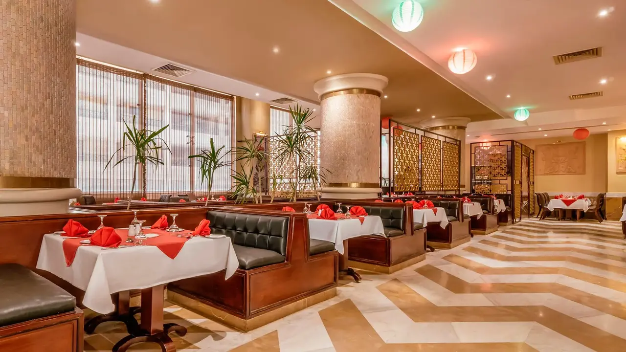 AMC Royal Hotel & Spa