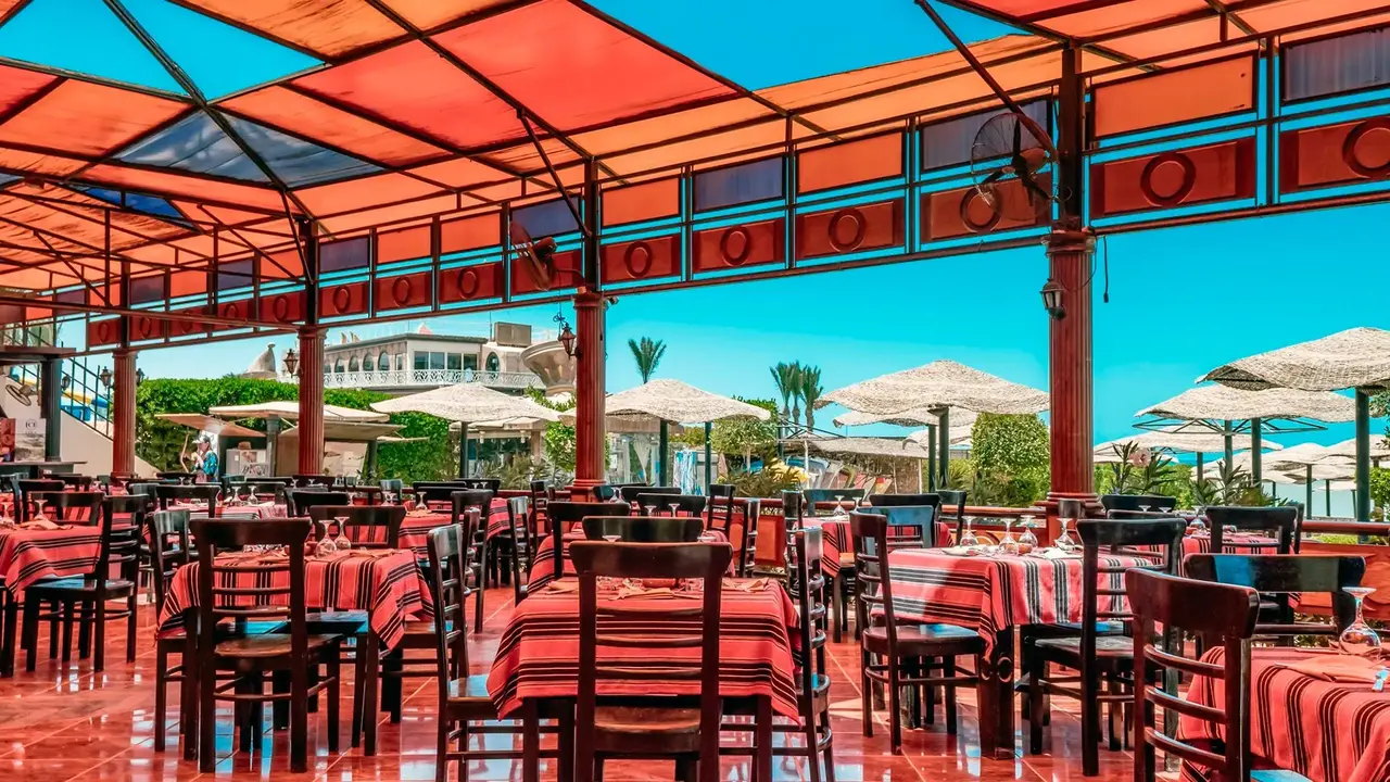 AMC Royal Hotel & Spa
