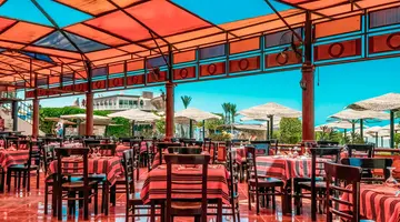 AMC Royal Hotel & Spa