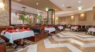Amc Royal Hotel & SPA