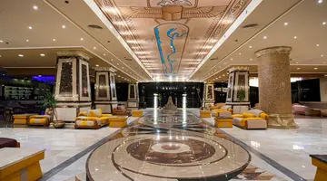 AMC Royal Hotel & Spa