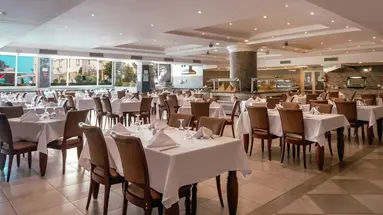 AMC Royal Hotel & SPA