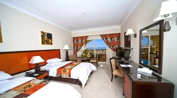 AMC Royal Hotel & Spa