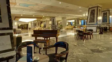 Amc Royal Hotel & Spa