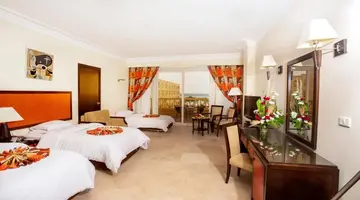 AMC Royal Hotel & Spa
