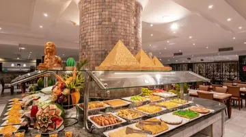 AMC Royal Hotel & SPA