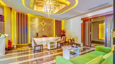 AMC Royal Hotel & Spa*****