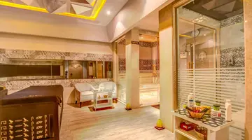 AMC Royal Hotel & Spa*****