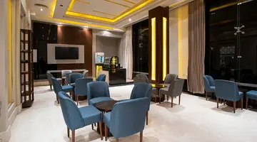AMC Royal Hotel & Spa