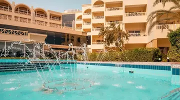 Amc Royal Hotel & SPA