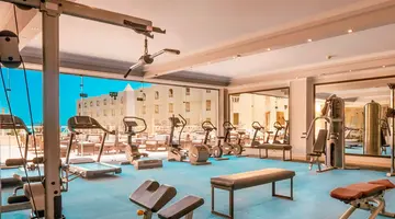 AMC Royal Hotel & Spa