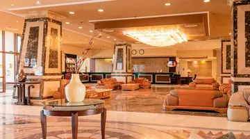 AMC Royal Hotel & Spa