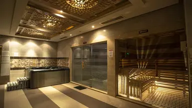 AMC Royal Hotel & SPA