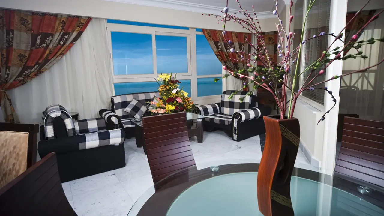 AMC Royal Hotel & Spa