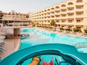 AMC ROYAL HOTEL