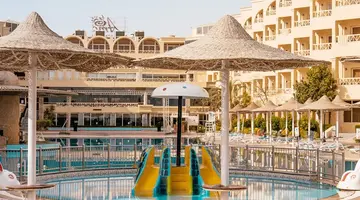 AMC ROYAL HOTEL