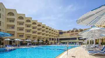 AMC ROYAL HOTEL