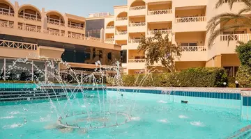 AMC ROYAL HOTEL