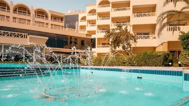 AMC ROYAL HOTEL